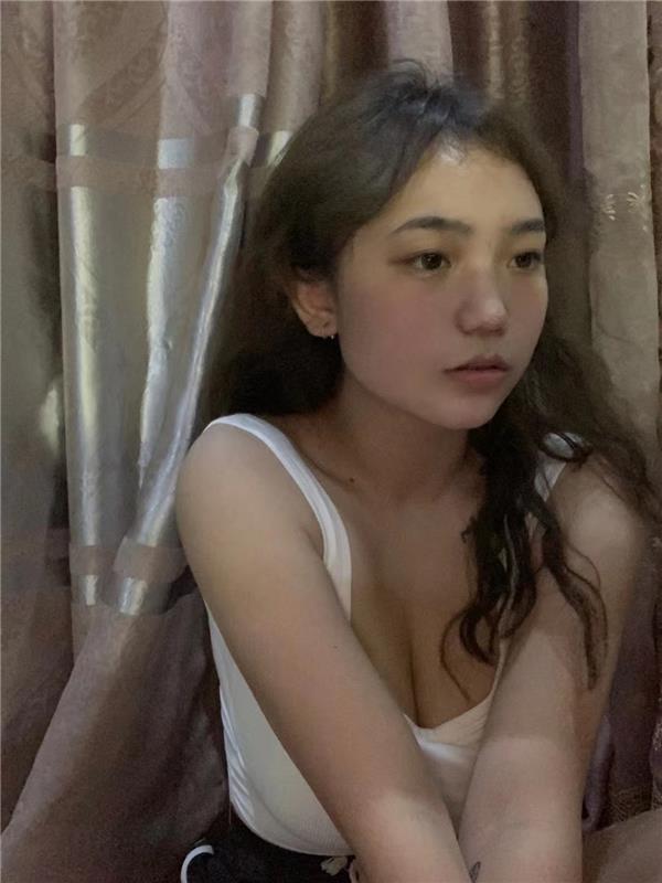 刚下海小姐姐