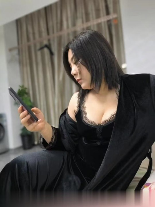 吴中小胖妞.