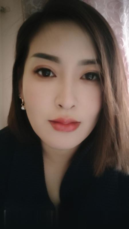 温柔美女..