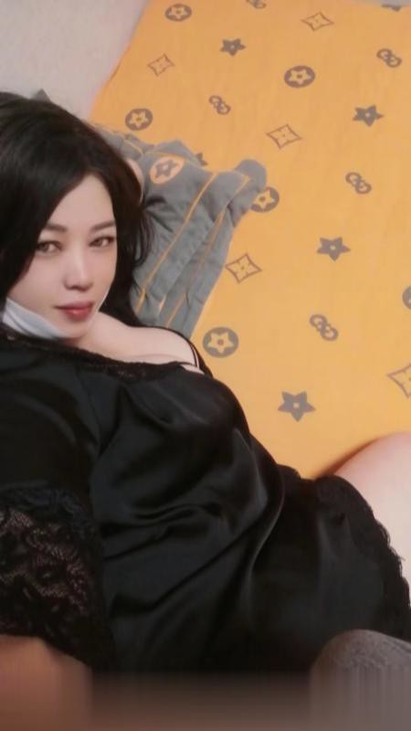 虹口大奶。。