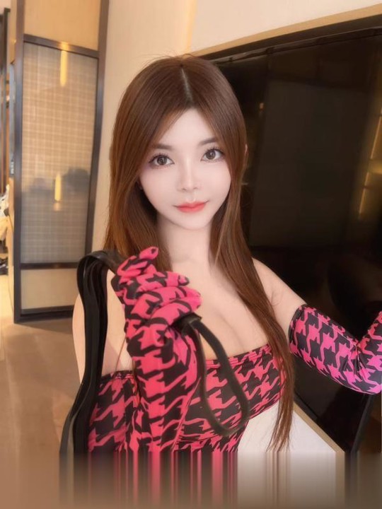 建邺后门少妇