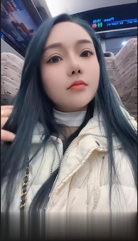 大奶美女..