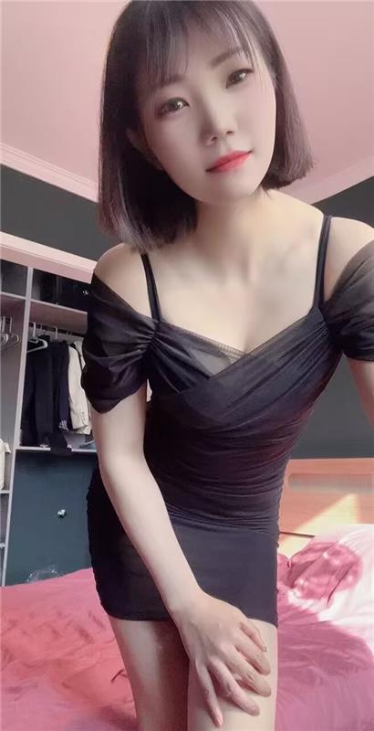 云南小巧妹子