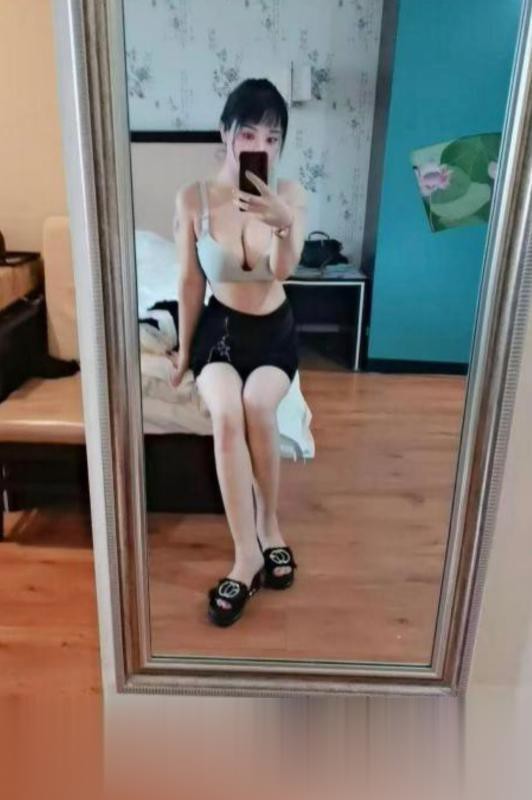 丰乳肥臀骚妇爽记