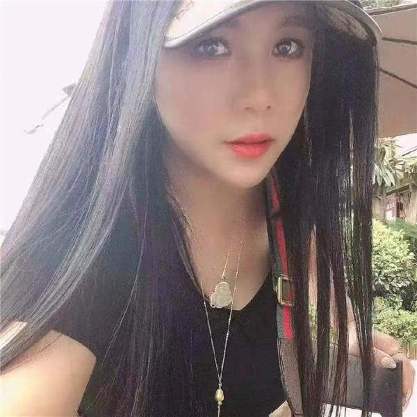 天然美乳御姐