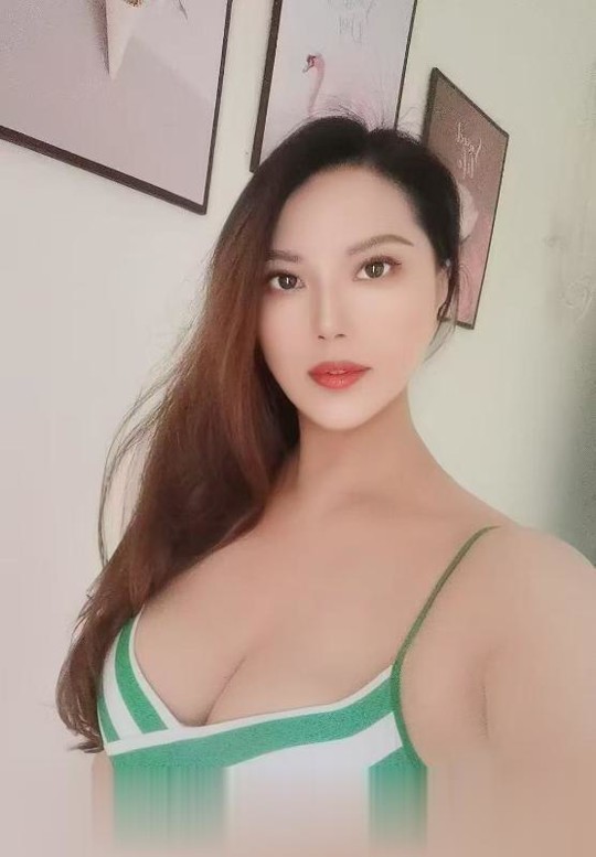 肥臀大奶水多骚妇
