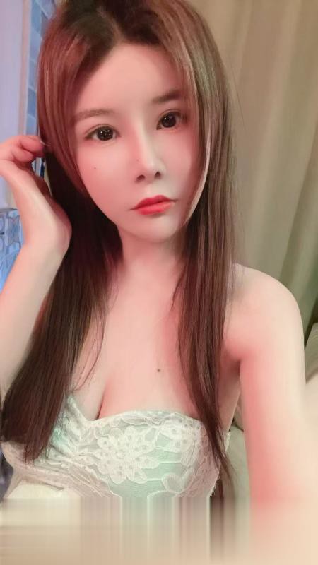 大胸美女媛媛