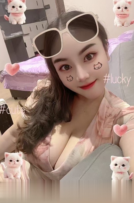 大胸少妇体验