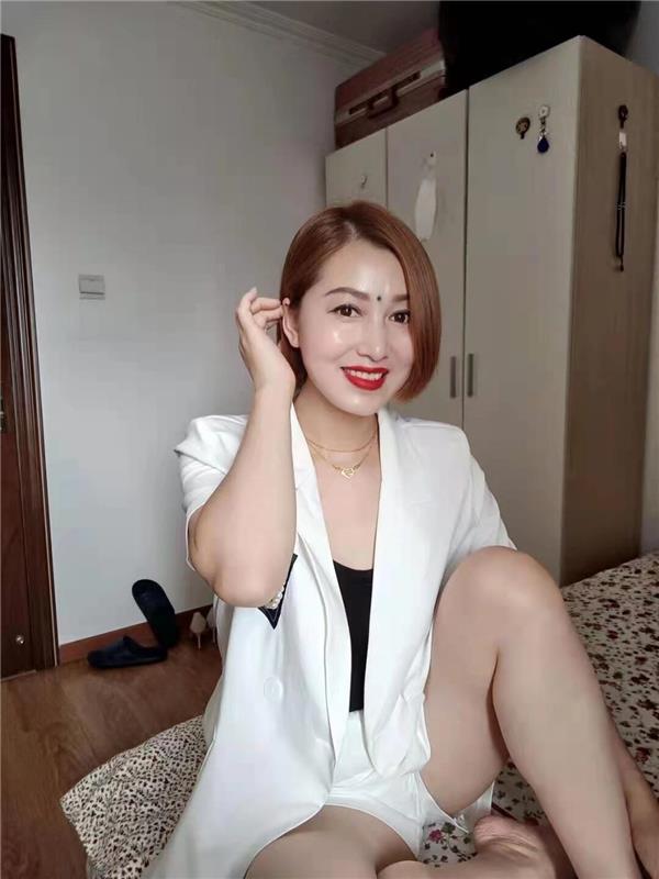 爆射朝阳骚少妇