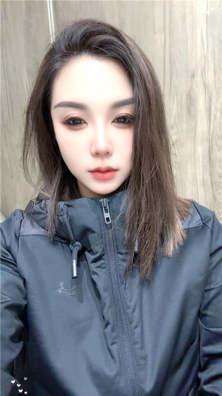 大红场兼职妹子