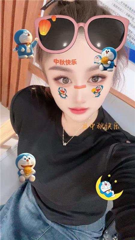 快乐的小姐姐