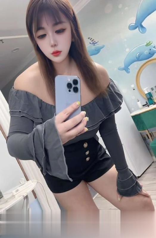 西青大胸妹.