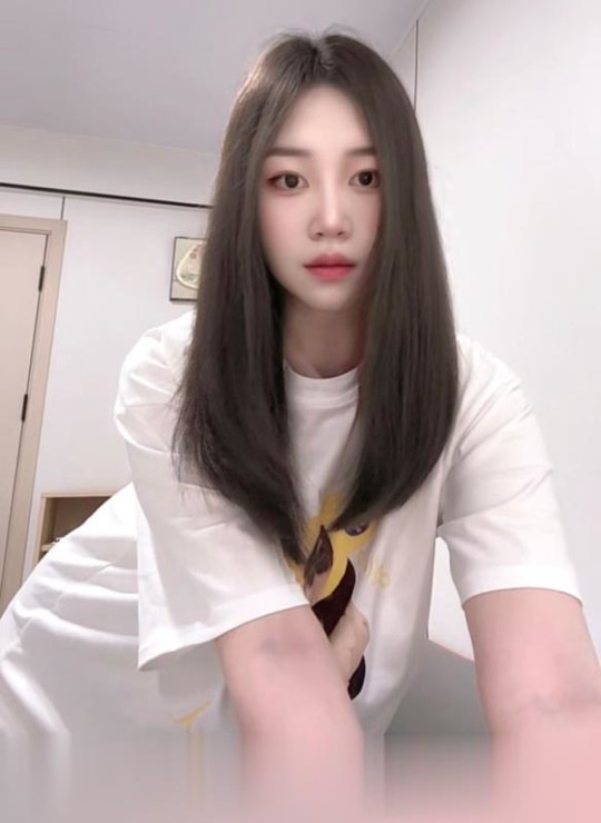 大长腿美少女