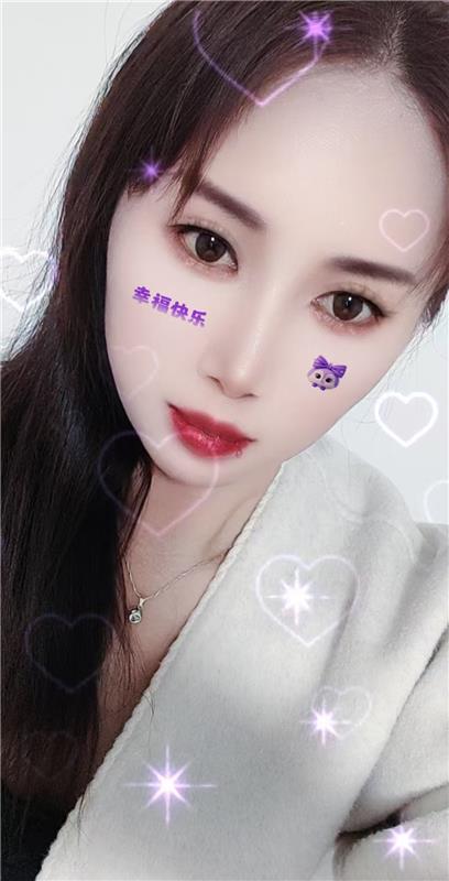 宿城肤白嫩妹