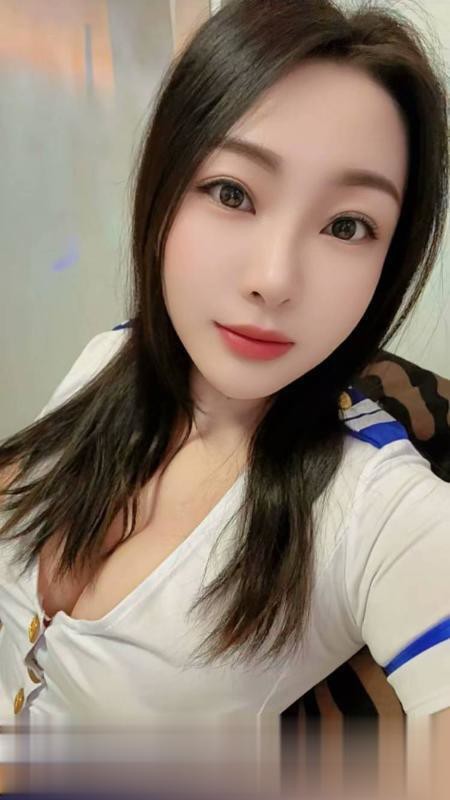 龙首性感少妇