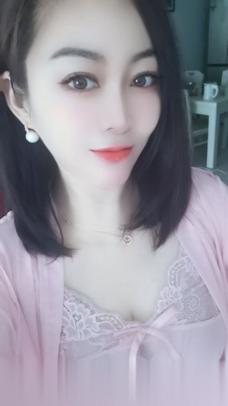 魅惑老板娘.