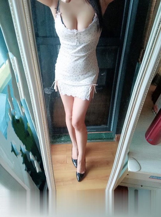 巨乳风骚少妇