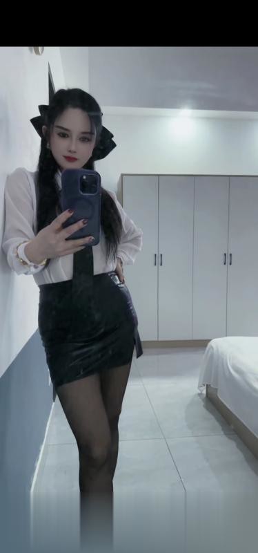 可舌吻波老师