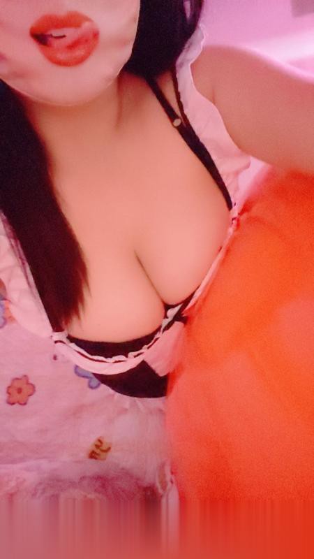 大胸姐姐..