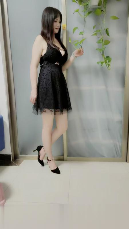 大奶轻熟女.