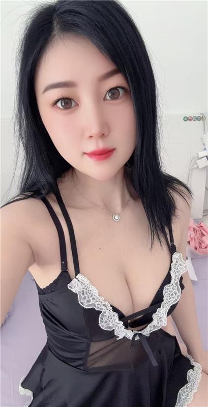 大奶妹子菲菲