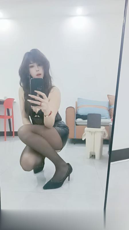 六合风骚熟女