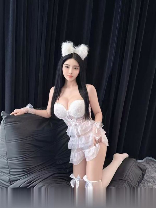 大长腿娜娜.