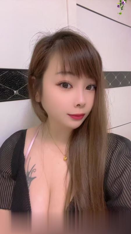 洪山大奶妹.
