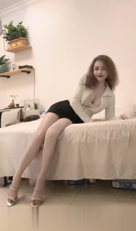 爆乳风骚少妇