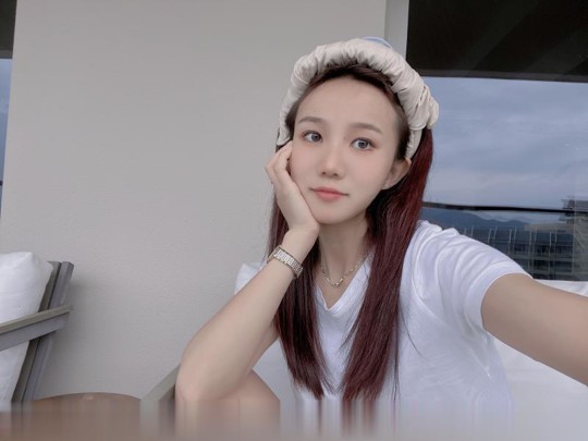 六合静静..