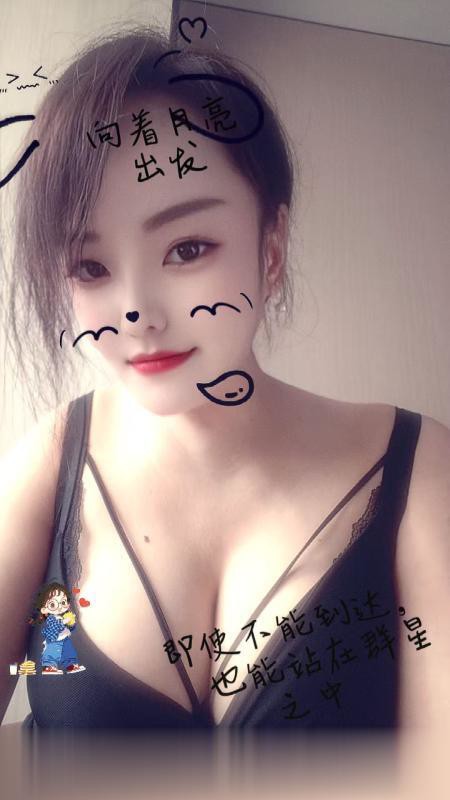 新街口小姐姐