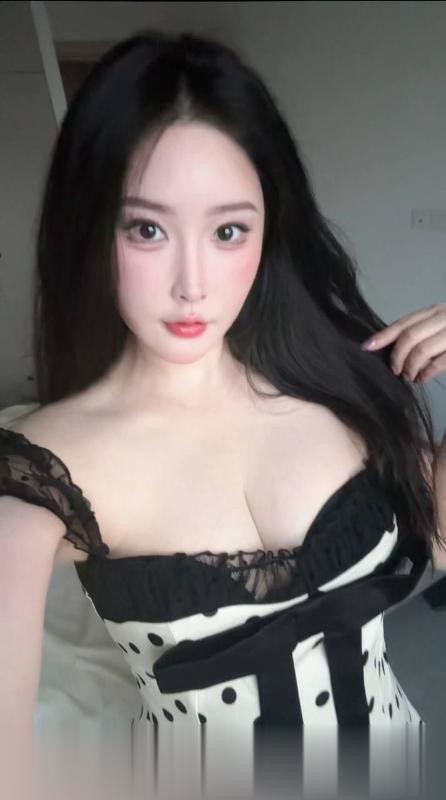 滨湖大胸表姐