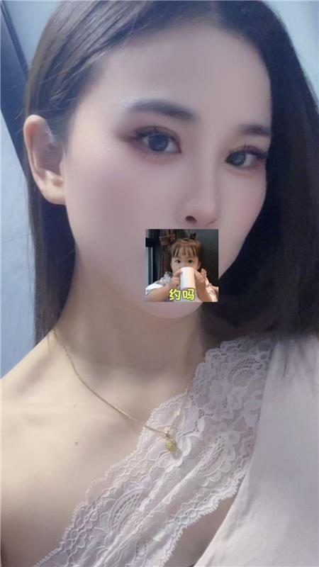 特色喷水妹子