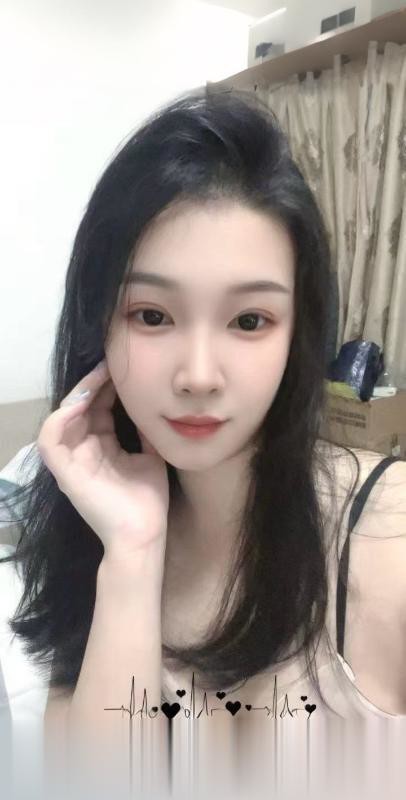 梅花园露露.