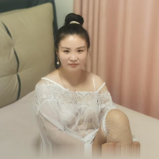 清纯小妹..