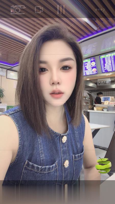 哈尔滨姗姗.