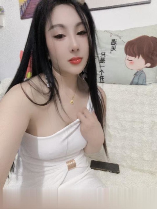 闷骚舌吻欣欣