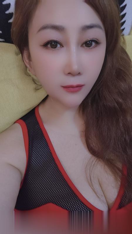 服务耐心熟女