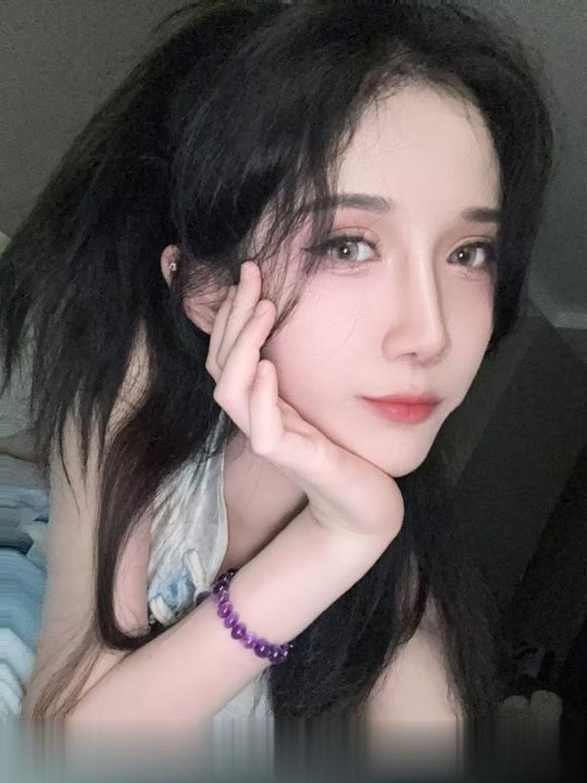 大胸妹妹..