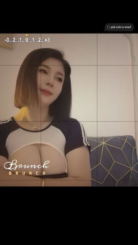 津南大胸靓丽