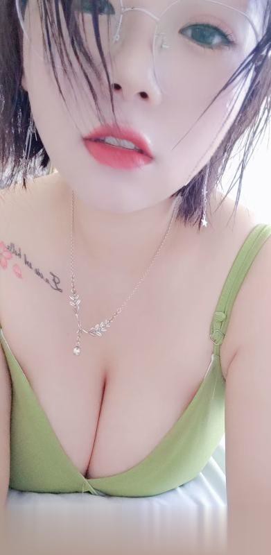 大奶肥臀少妇