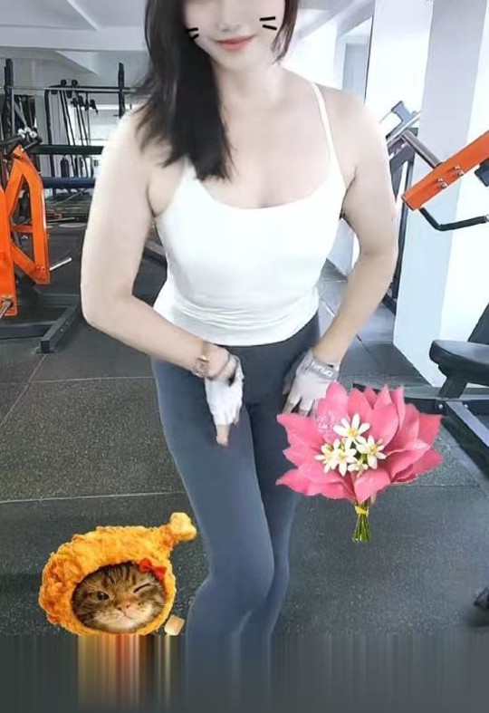 丰满肥臀熟女