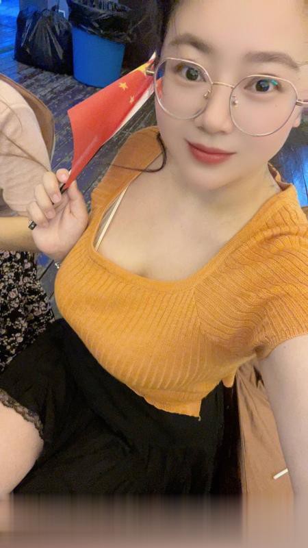 光谷巨乳琦琦