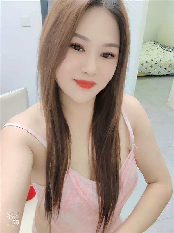 广东小姐姐正宗全套莞式服务