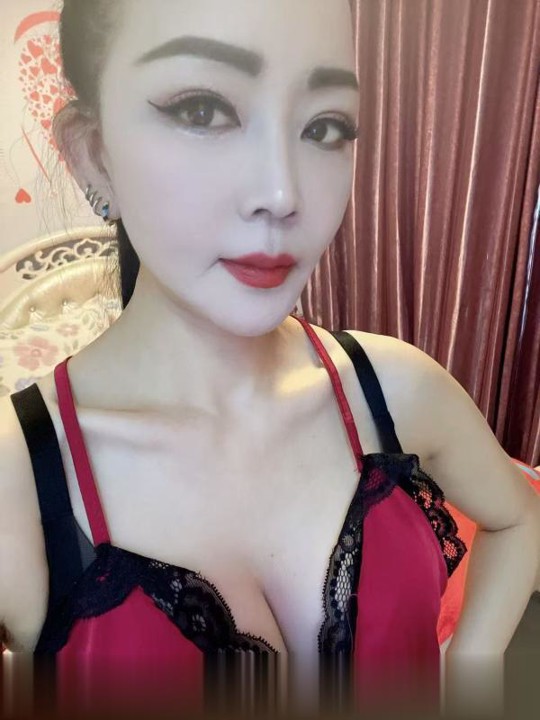 花果园妩媚少妇沐子