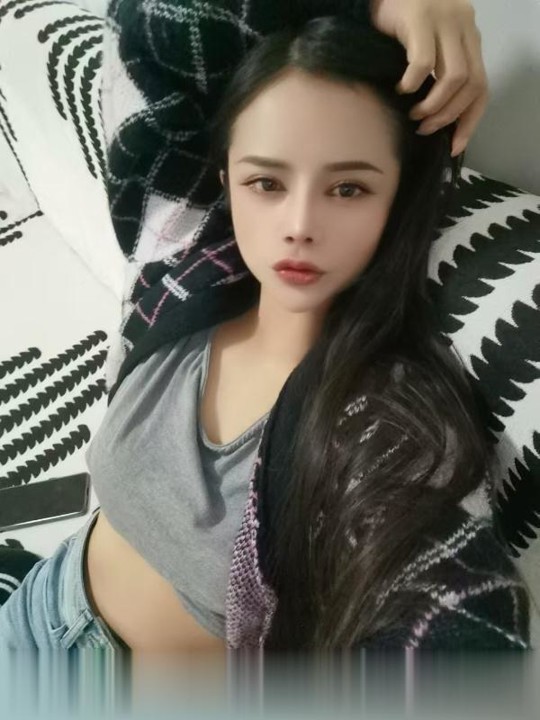 吴江素颜柔柔