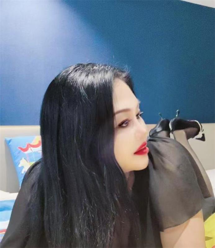 丰韵身姿熟妇