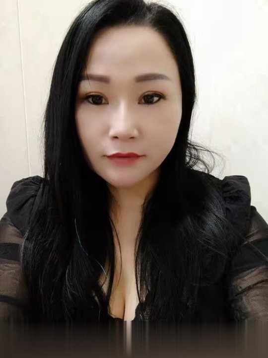 大奶泻火骚妇