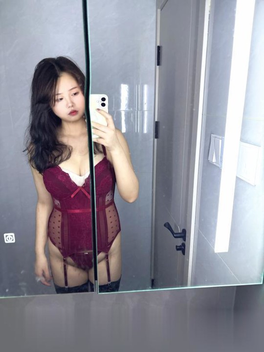 内射骚小妖.