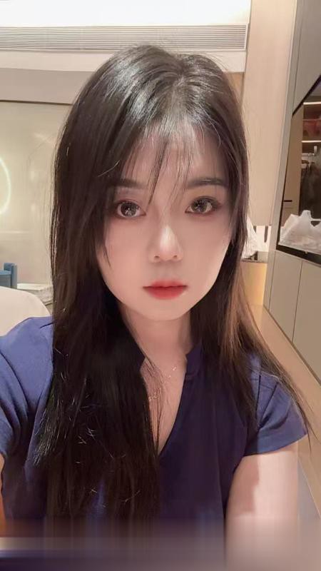 白云盈盈..